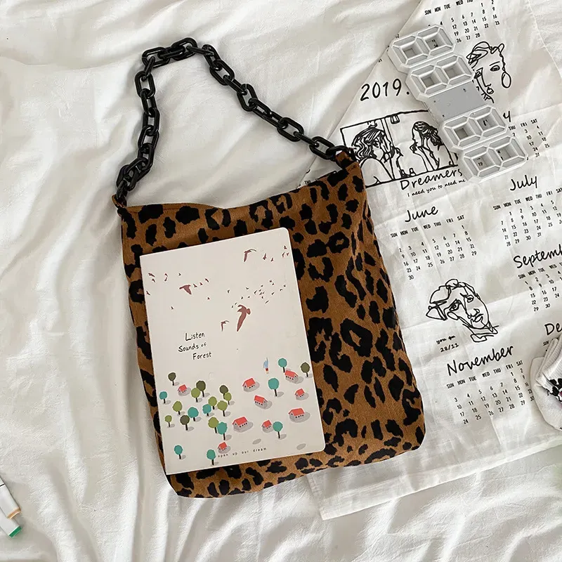 Women Daily Corduroy Vintage Leopard Pattern Thick Chain Warm Soft Shoulder Bags