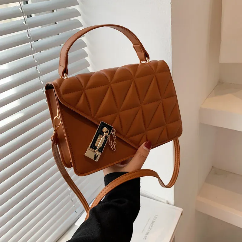 Retro Solid Color Plaid Simple Shoulder Bag - Image 10