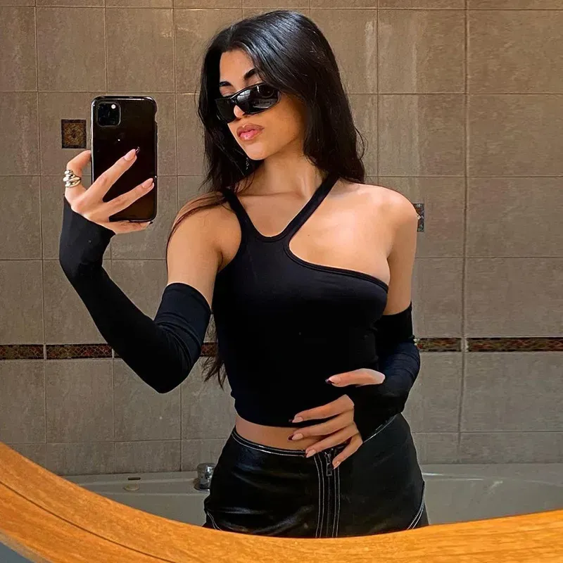 Women Solid Color Cool-Shoulder Irregular Slim Crop Top