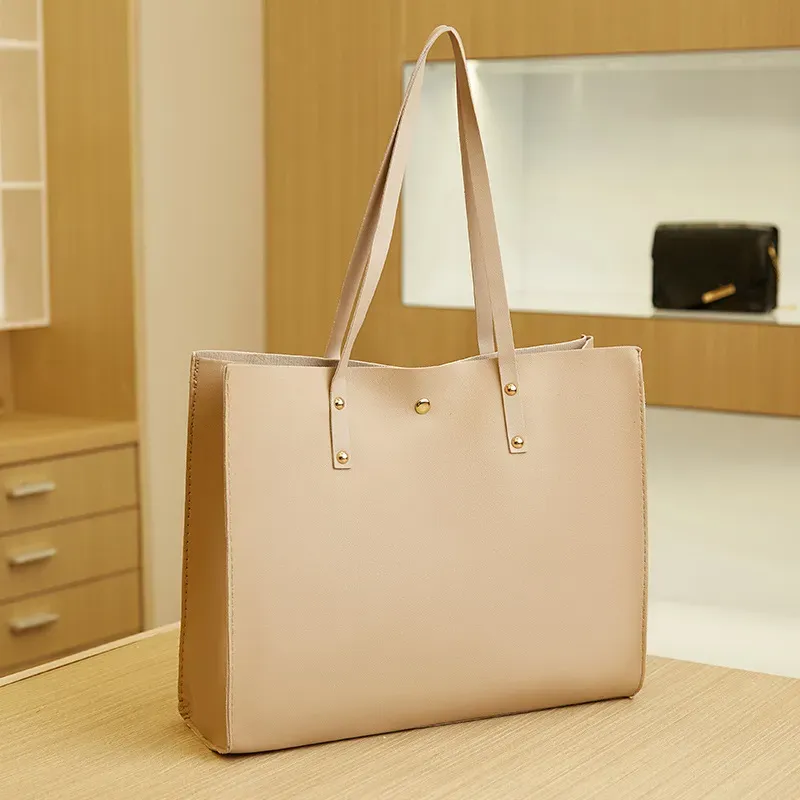 Women Fashionable Simple Crocodile Print Large Capacity Square Tote Bag - Image 6