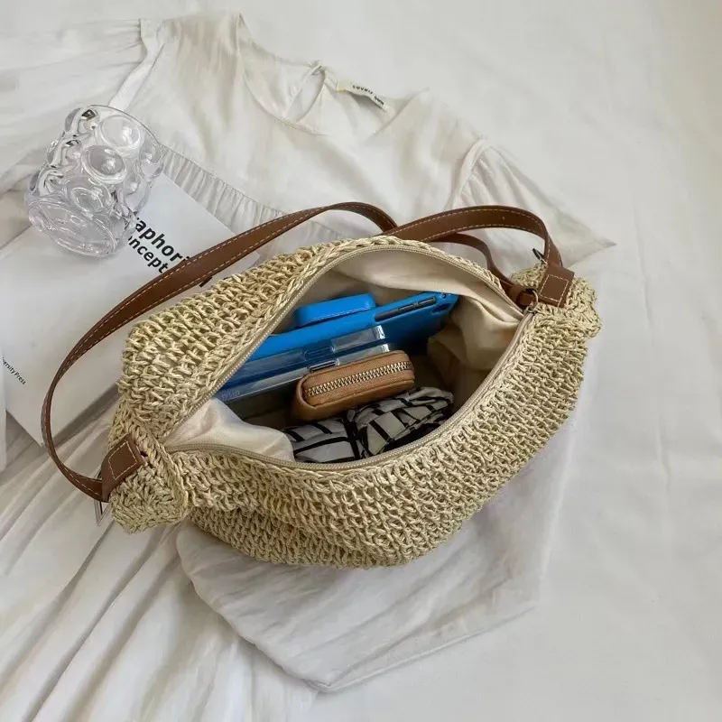 Bohemian Casual Large Woven Shoulder Bag - Image 4