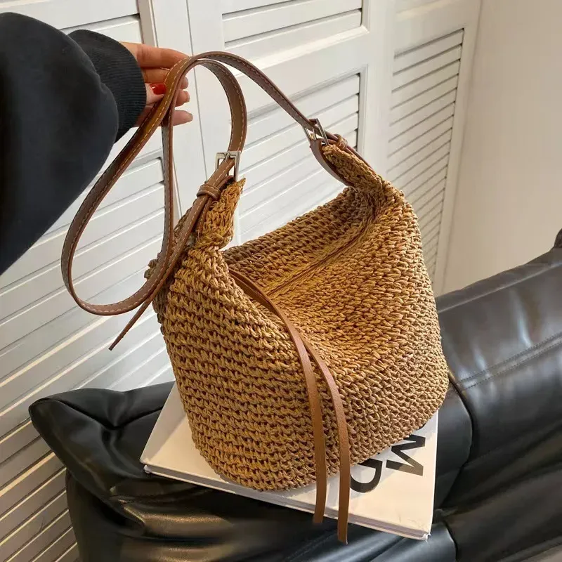 Bohemian Casual Large Woven Shoulder Bag - Image 6
