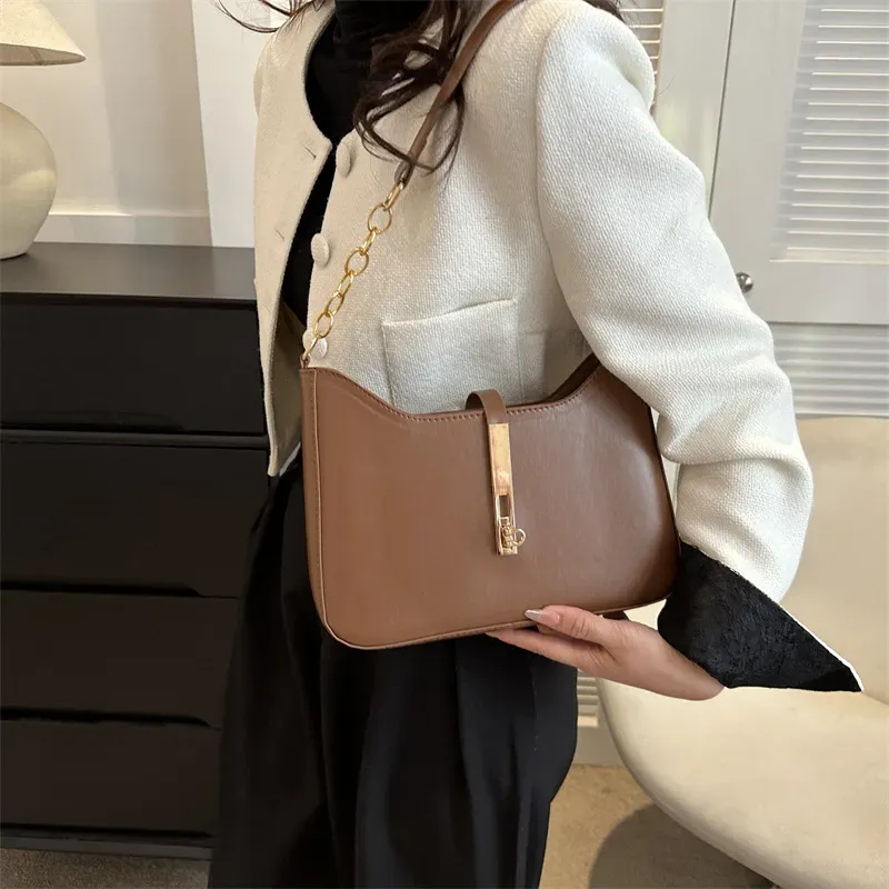 Women Simple Fashion Solid Color Square Chain Stitching Shoulder Bag - Image 3