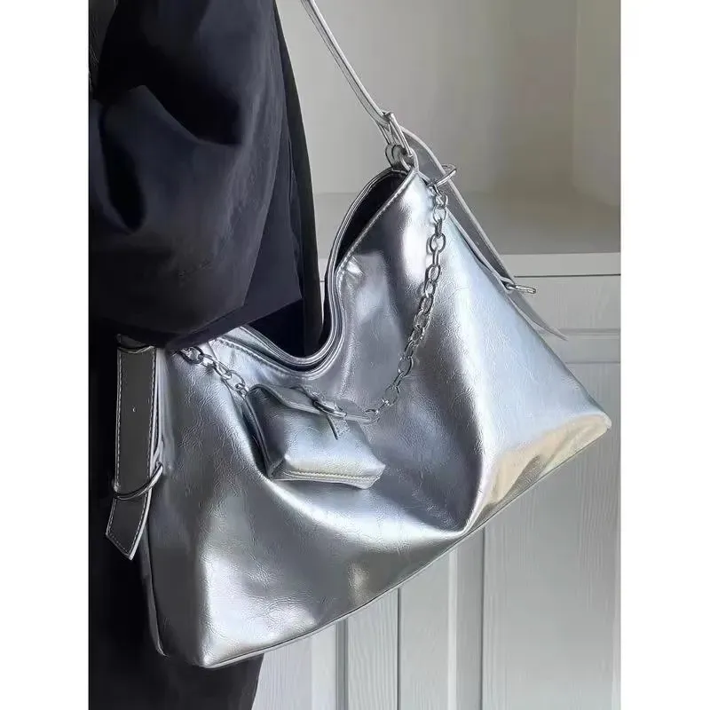 Women Simple Solid Color Large Capacity Shoulder Bag - Image 3
