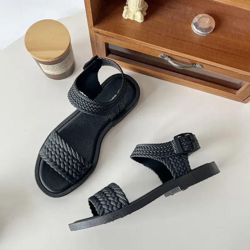Summer Women Casual Plus Size Woven Flat Sandals With Round Toe