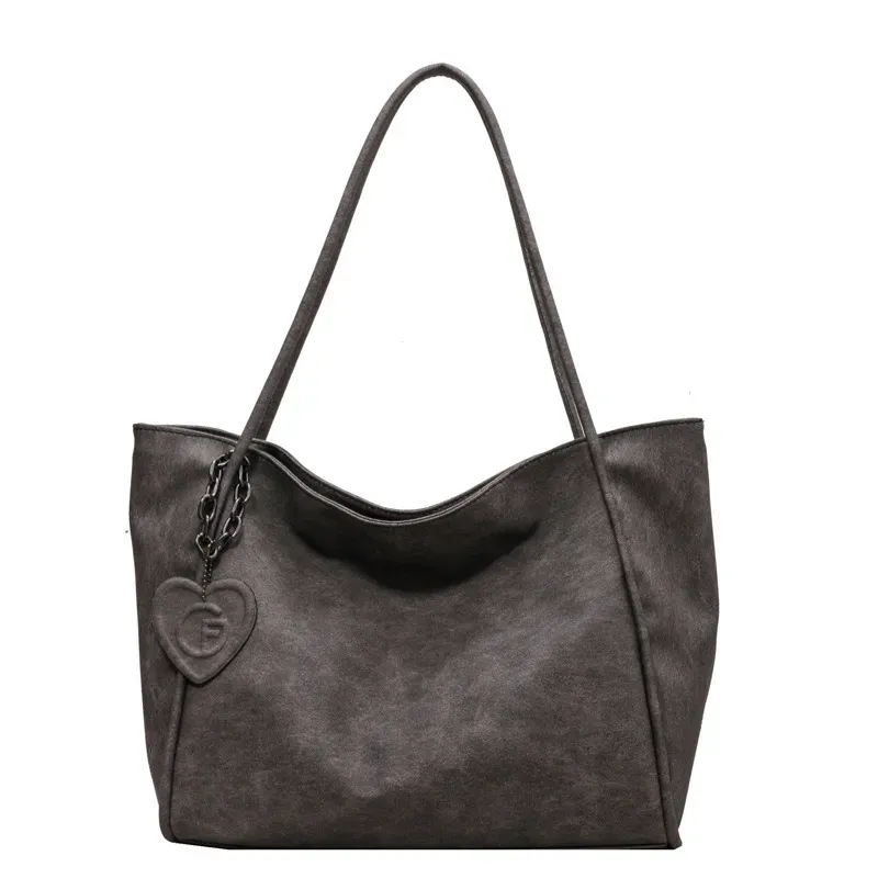 Women Retro Large-Capacity Heart-Shaped Pendant Shoulder Tote Bag - Image 6