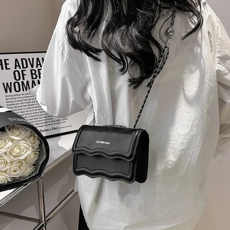 Women Fashionable Simple Solid Color Wave Edge Flap Square Chain Crossbody Bag - Image 5