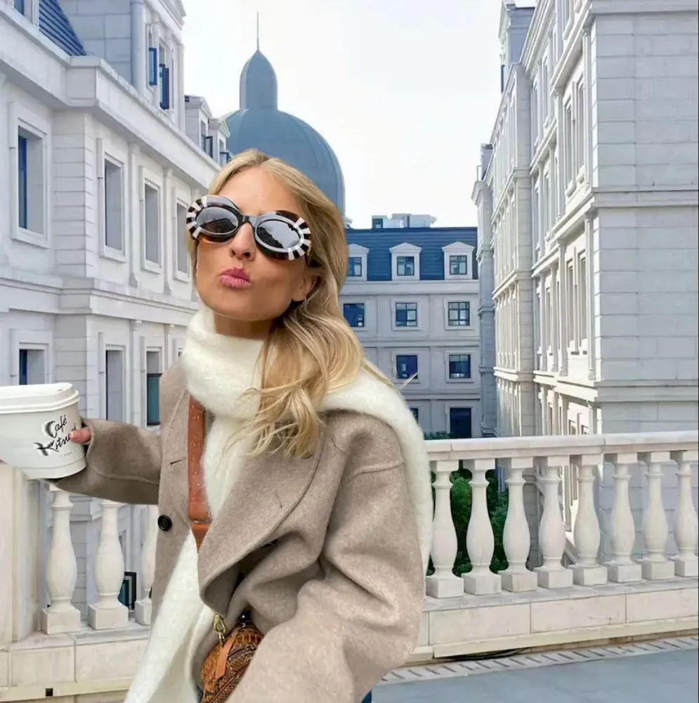 Women Fashion Solid Color Double-Breasted V-Neck Woolen Coat - Image 6