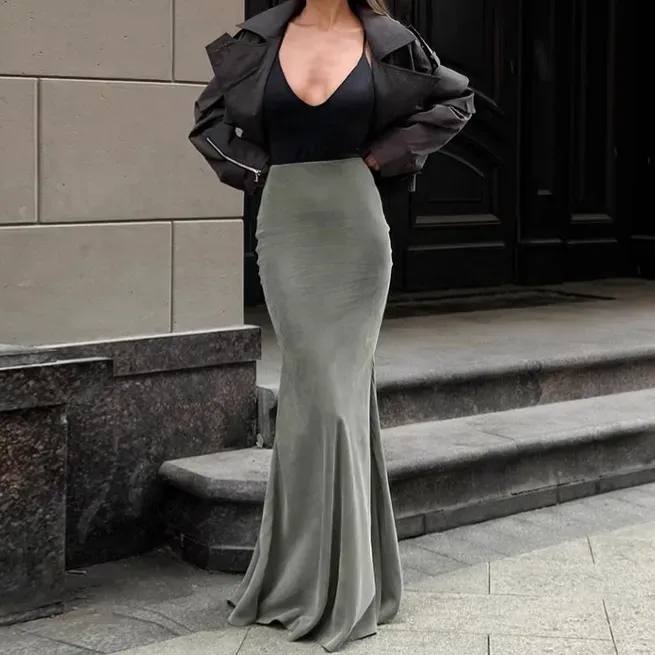 Women Fashion Elegant Velvet Slim-Fit High-Waist Fishtail Long Skirt - Image 5