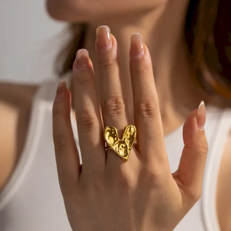 Wholesale 18k Gold Stainless Steel Hammer Love Heart Ring