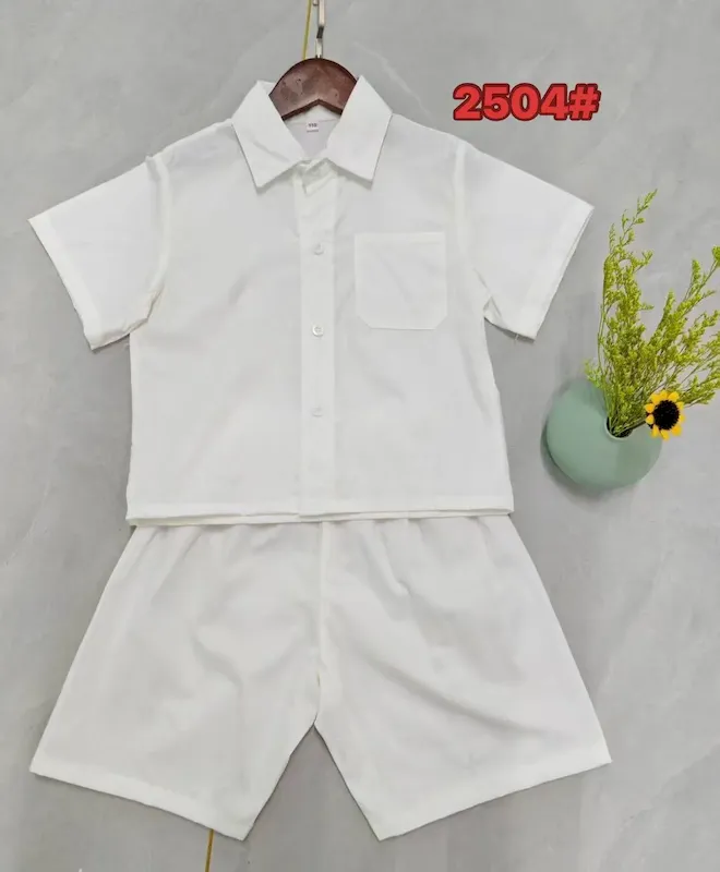 Wholesale Boys Fashion Casual Solid Color Cotton Short Sleeve Blouse Loose Shorts Two-Piece Set - Image 3