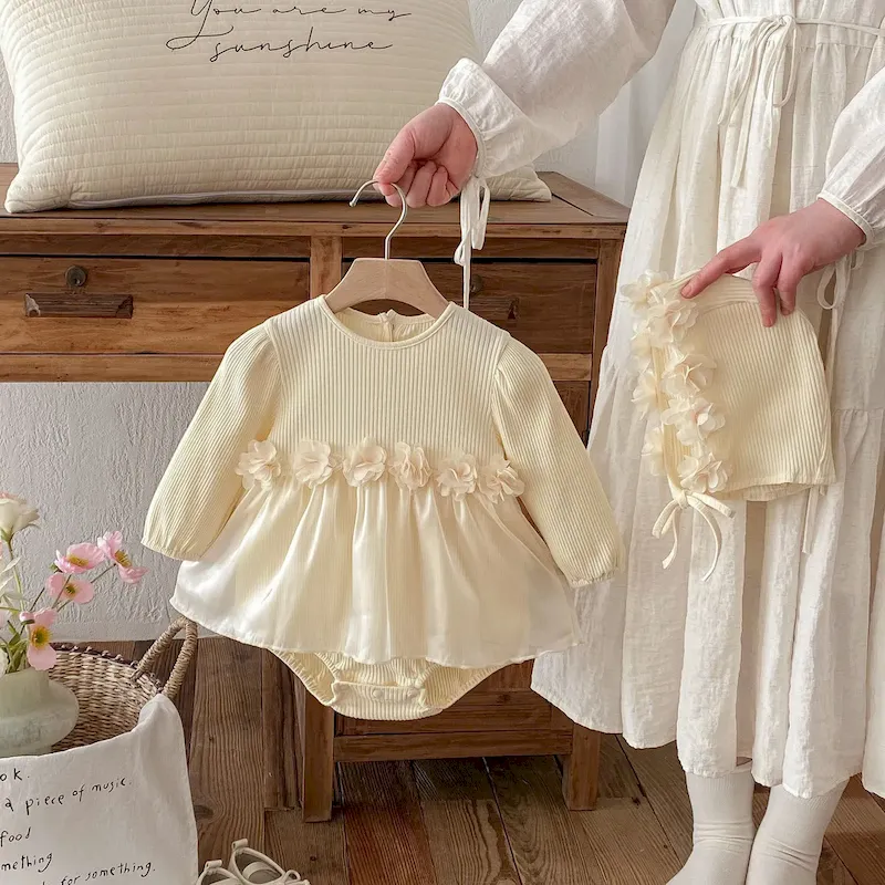 Wholesale Kids Baby'S Girls Fashion Solid Color Flower Long-Sleeve Rompers Hat Two-Piece Set - Image 4