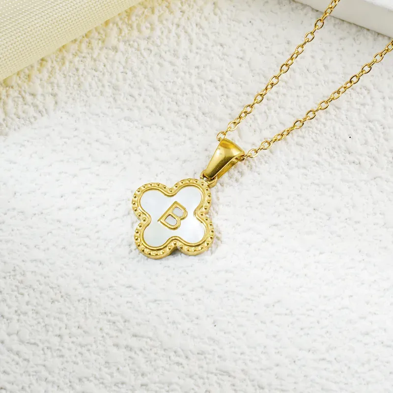 Wholesale Fashion Clover 26 Letter Black White Fritillaria Necklace - Image 9